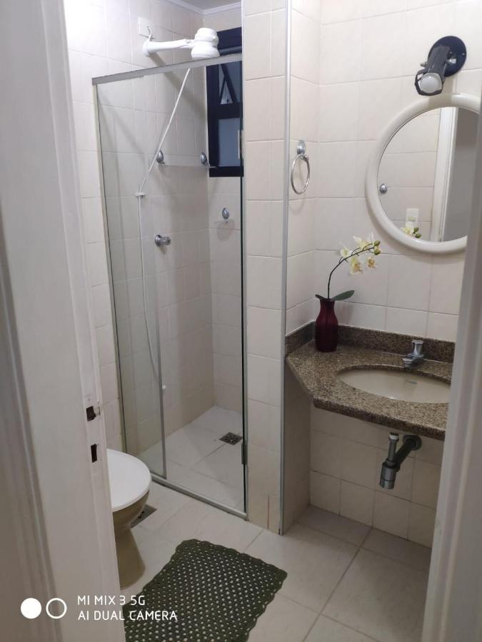 Apartamento Amplo A Menos De 400 Metros Da Praia Localizado Proximo A Praca Da Brunella, Area Nobre Do Guaruja. エクステリア 写真