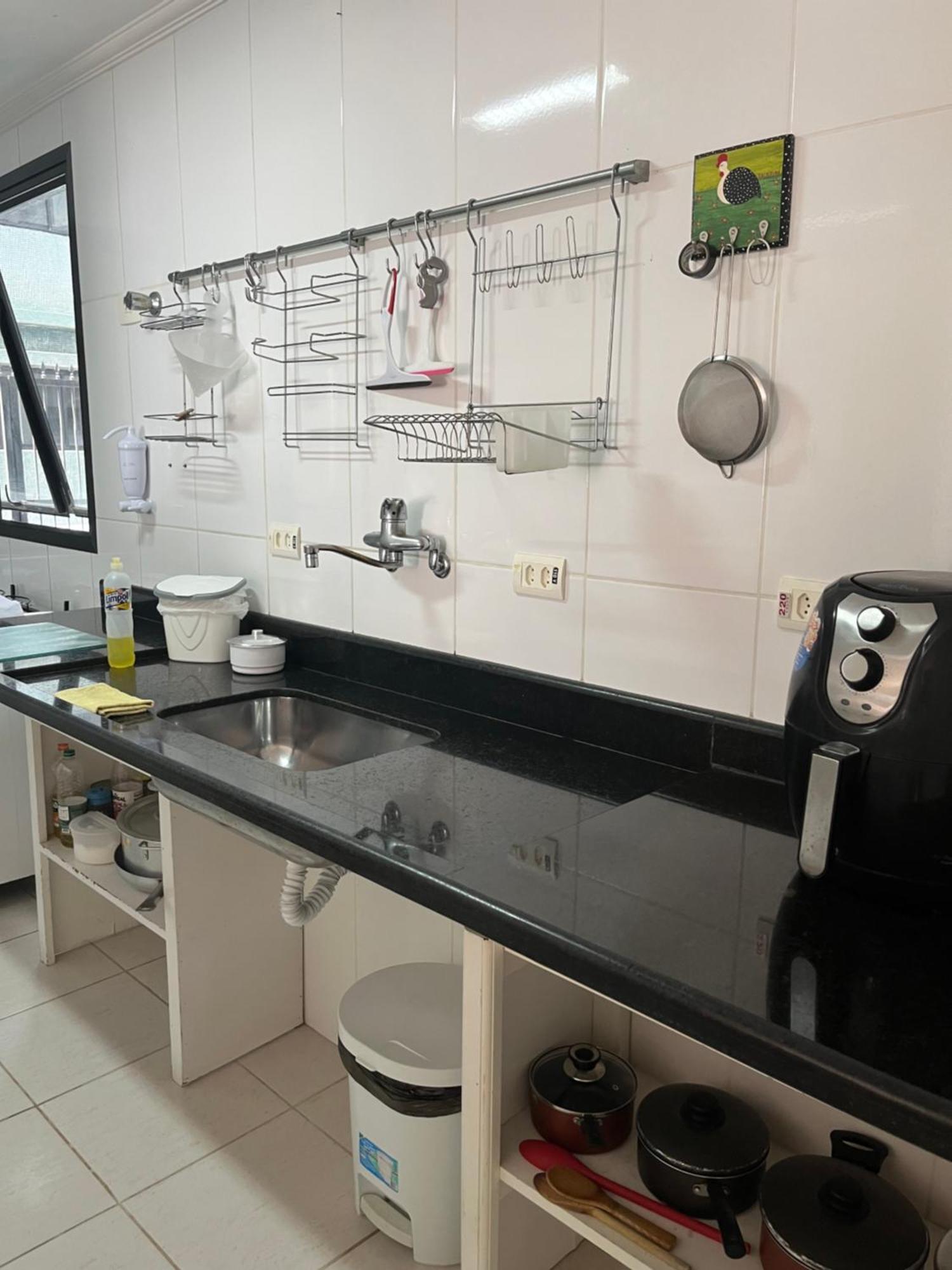 Apartamento Amplo A Menos De 400 Metros Da Praia Localizado Proximo A Praca Da Brunella, Area Nobre Do Guaruja. エクステリア 写真
